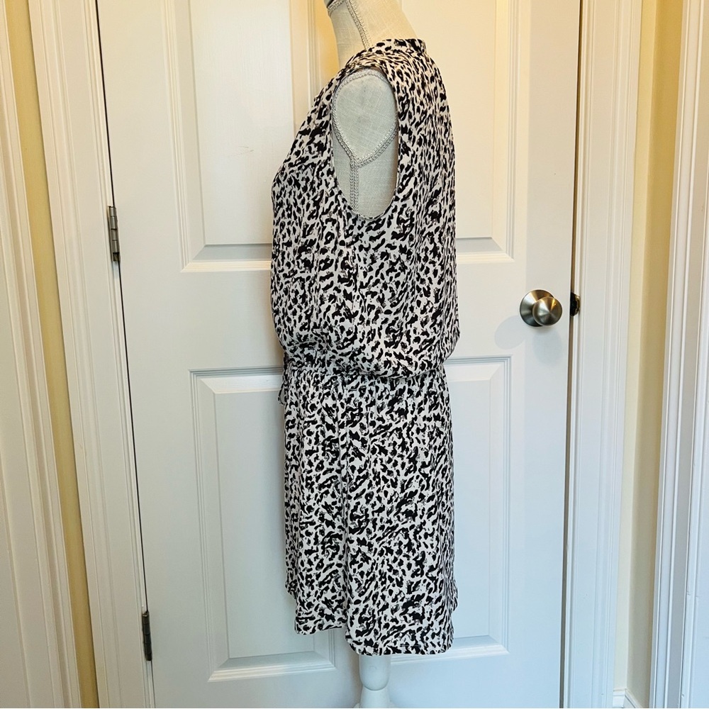 NEW LILA ROSE ANIMAL PRINT DRESS - Picture 2 of 13
